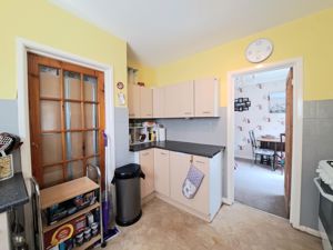 Kitchen - click for photo gallery
